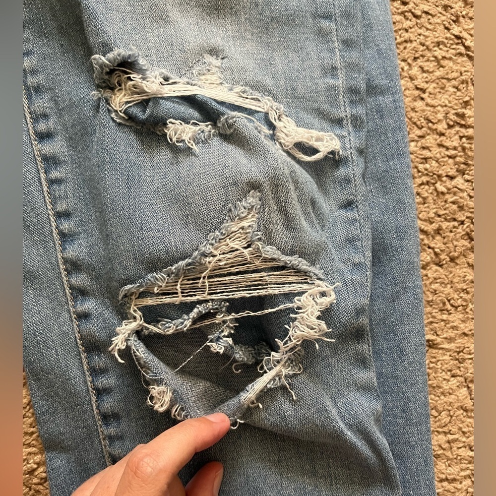 AEO Ripped Hi-rise Jeggings - Picture 3 of 11